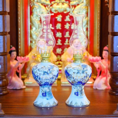 đèn dầu men lam vẽ vàng