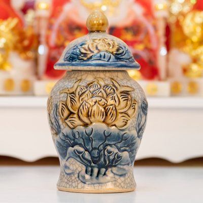 Chóe thờ men rạn Bát Tràng