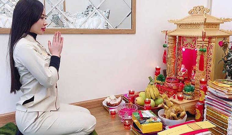 Cách Chọn Ngày Đặt Bàn Thờ Thần Tài Thổ Địa