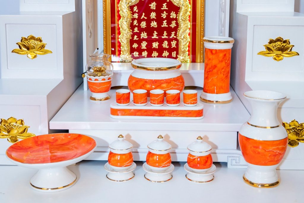 Bộ đồ thờ bằng sứ vân đá ĐỎ bộ đồ thờ bằng sứ đỏ