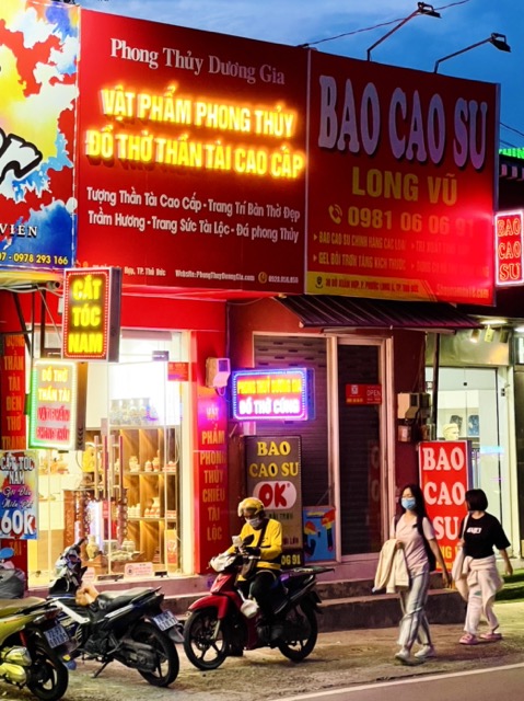 Đồ Thờ Cúng Là Gì? Phong Thủy Dương Gia - Cửa hàng đồ thờ cúng cao cấp
